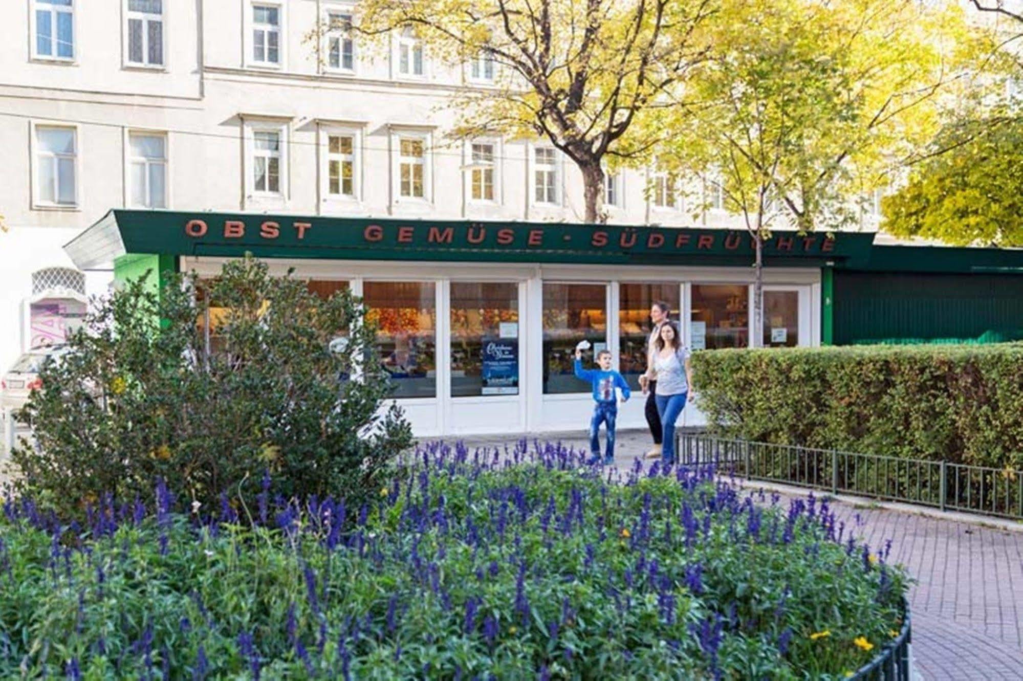 Graetzlhotel Beim Belvedere Vienna Exterior photo